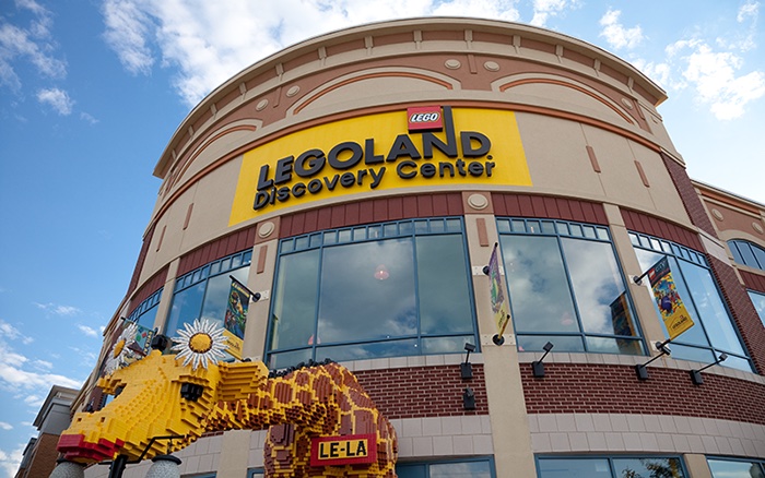 Logoland image-tron-bo-kinh-nghiem-du-lich-manchester-nuoc-anh