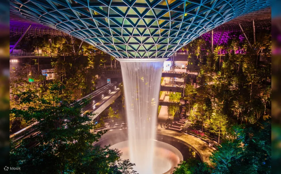 jewel changi (1)