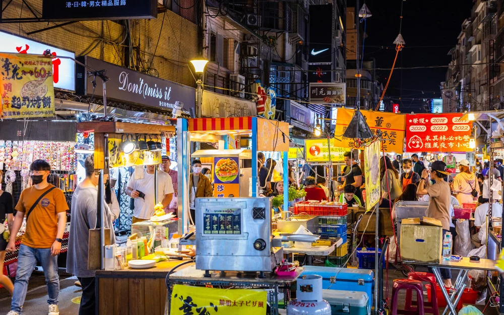 Huaxi Night Market – Local Market in Taipei