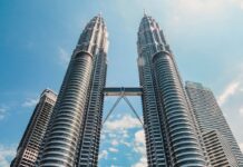 Petronas Twin Towers Review: Top things to do, See, Ticket prices & MORE