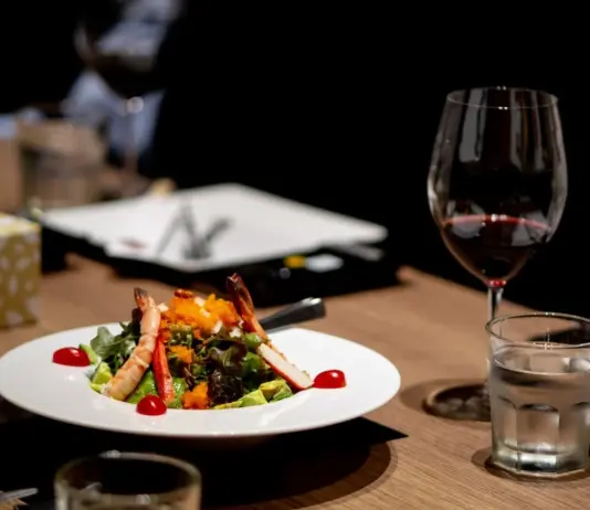 Where to eat in Hanoi? 25 Famous & best restaurants in Hanoi with Fresh and Appealing Menus