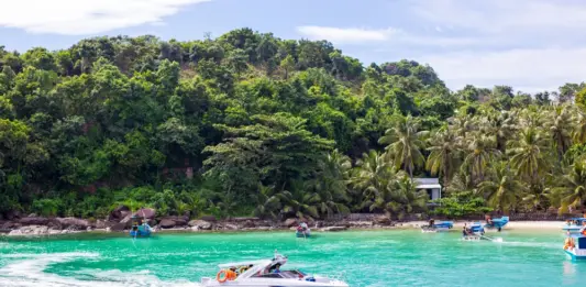 Explore Hon Thom Island: A Paradise of Beaches, Islands & Entertainment in Phu Quoc