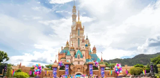Shanghai Disneyland vs Hong Kong Disneyland: Which One Should you choose?